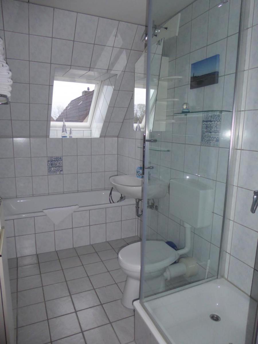 Fewo Lerchenstrasse, Nur Privatreisende, Monteure Nicht Erwuenscht Laboe Exterior foto