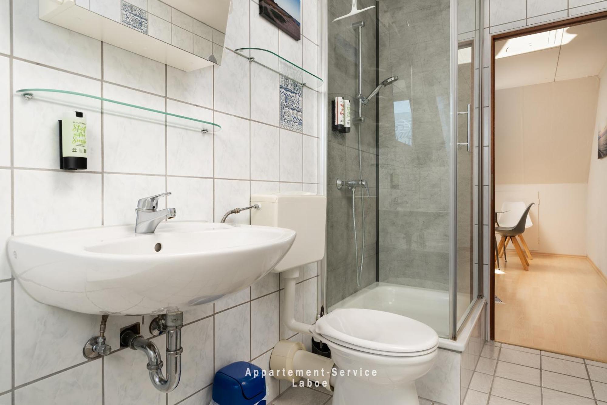 Fewo Lerchenstrasse, Nur Privatreisende, Monteure Nicht Erwuenscht Laboe Exterior foto